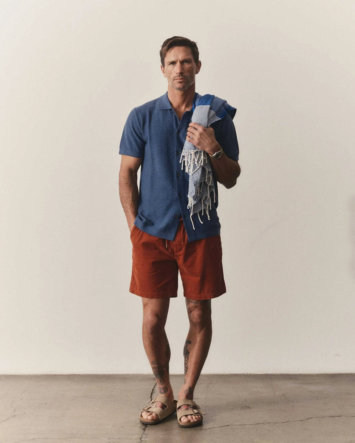 The Apres Short in Heather Chili Pincord