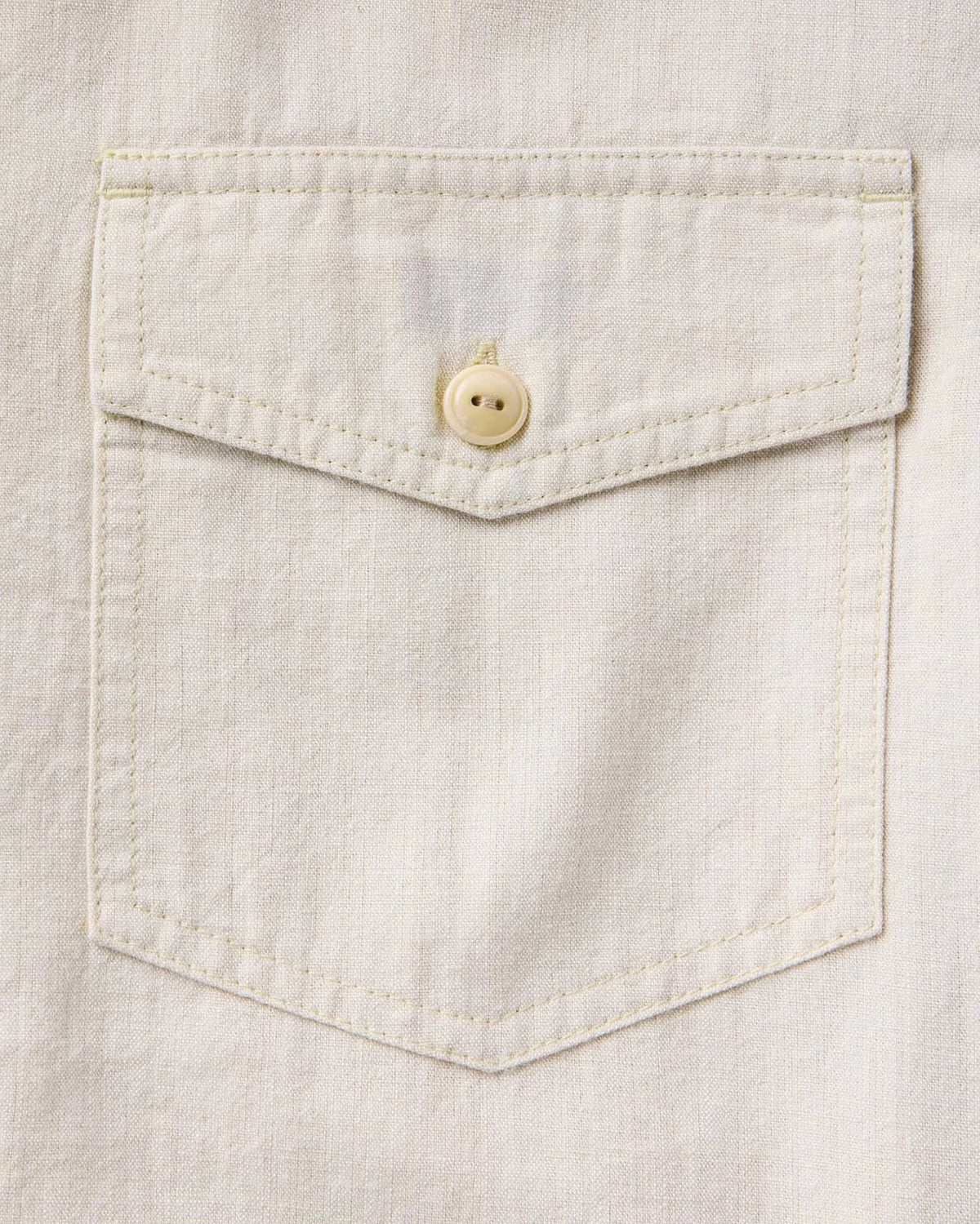 The Short Sleeve Crew Shirt in Natural Chambray
