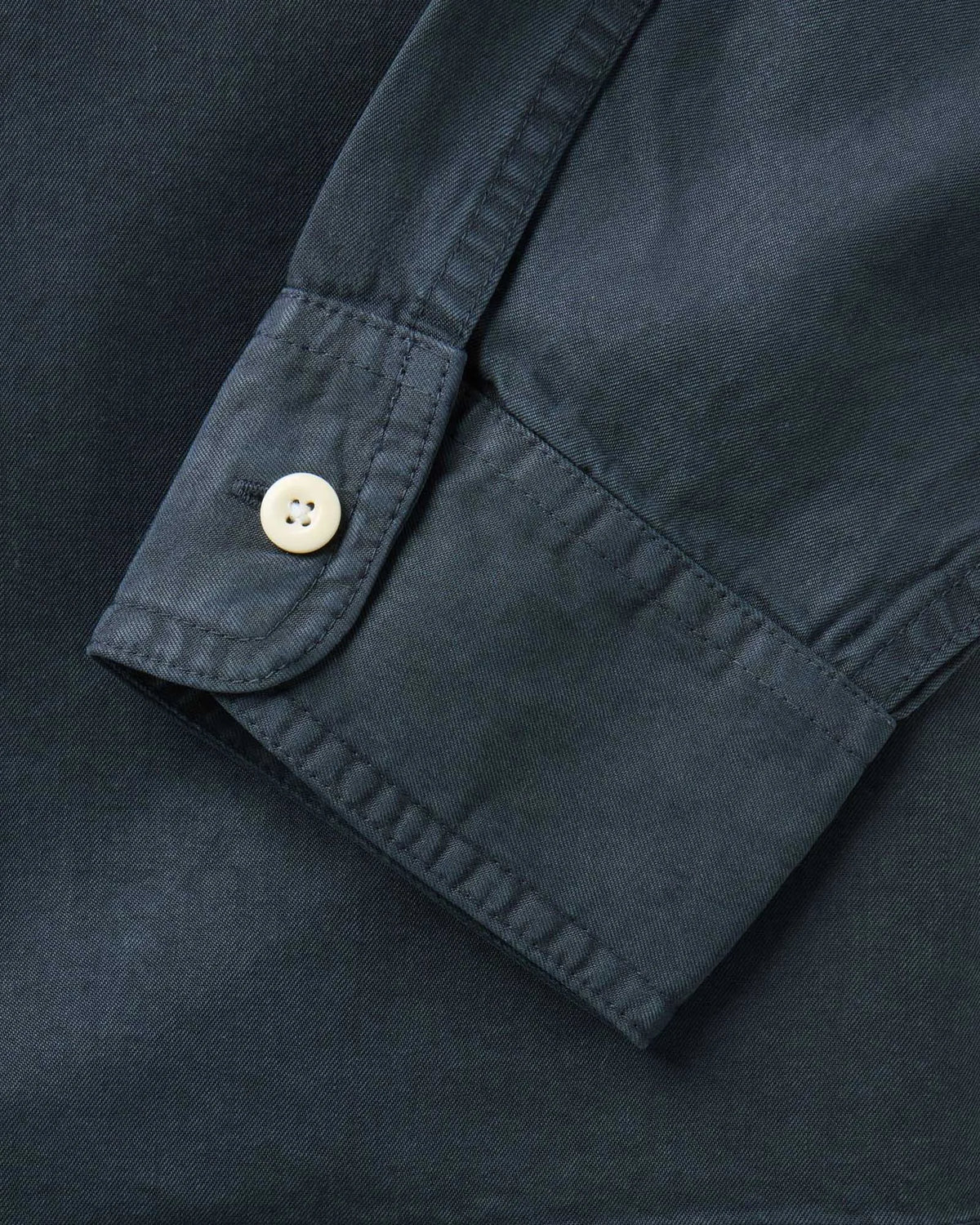 The Shore Shirt in Navy Lyocell