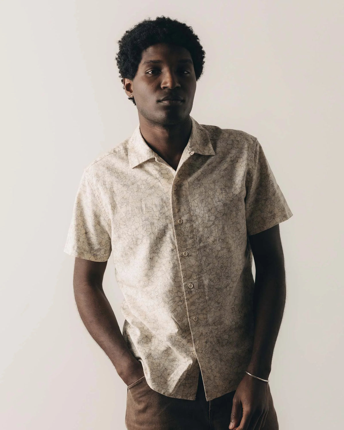 The Davis Shirt in Grey Skies Floral