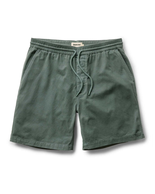 The Apres Short in Organic Deep Sea Foundation Twill