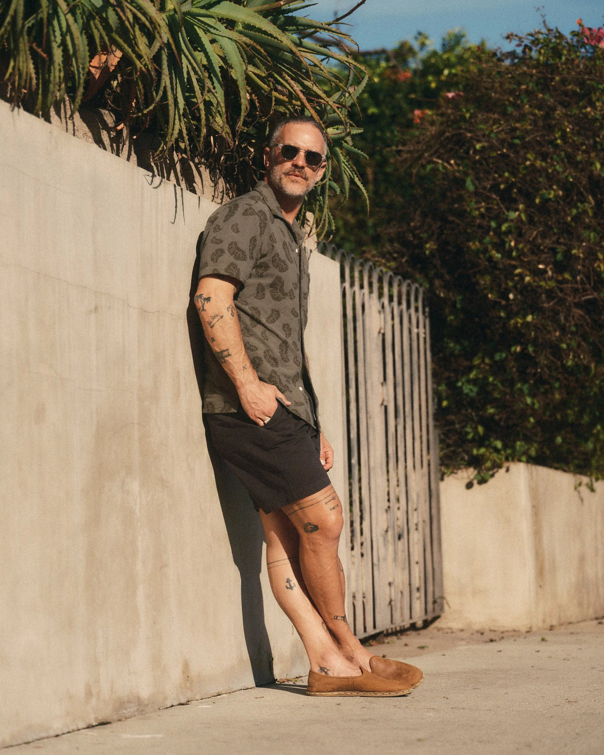 The Apres Short in Organic Faded Black Foundation Twill