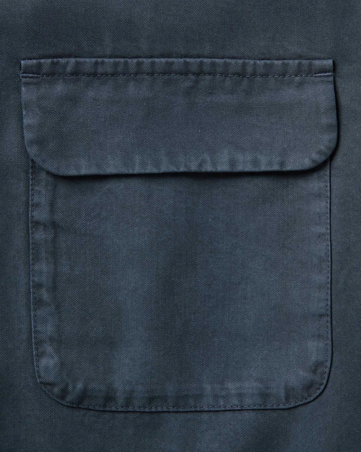 The Shore Shirt in Navy Lyocell