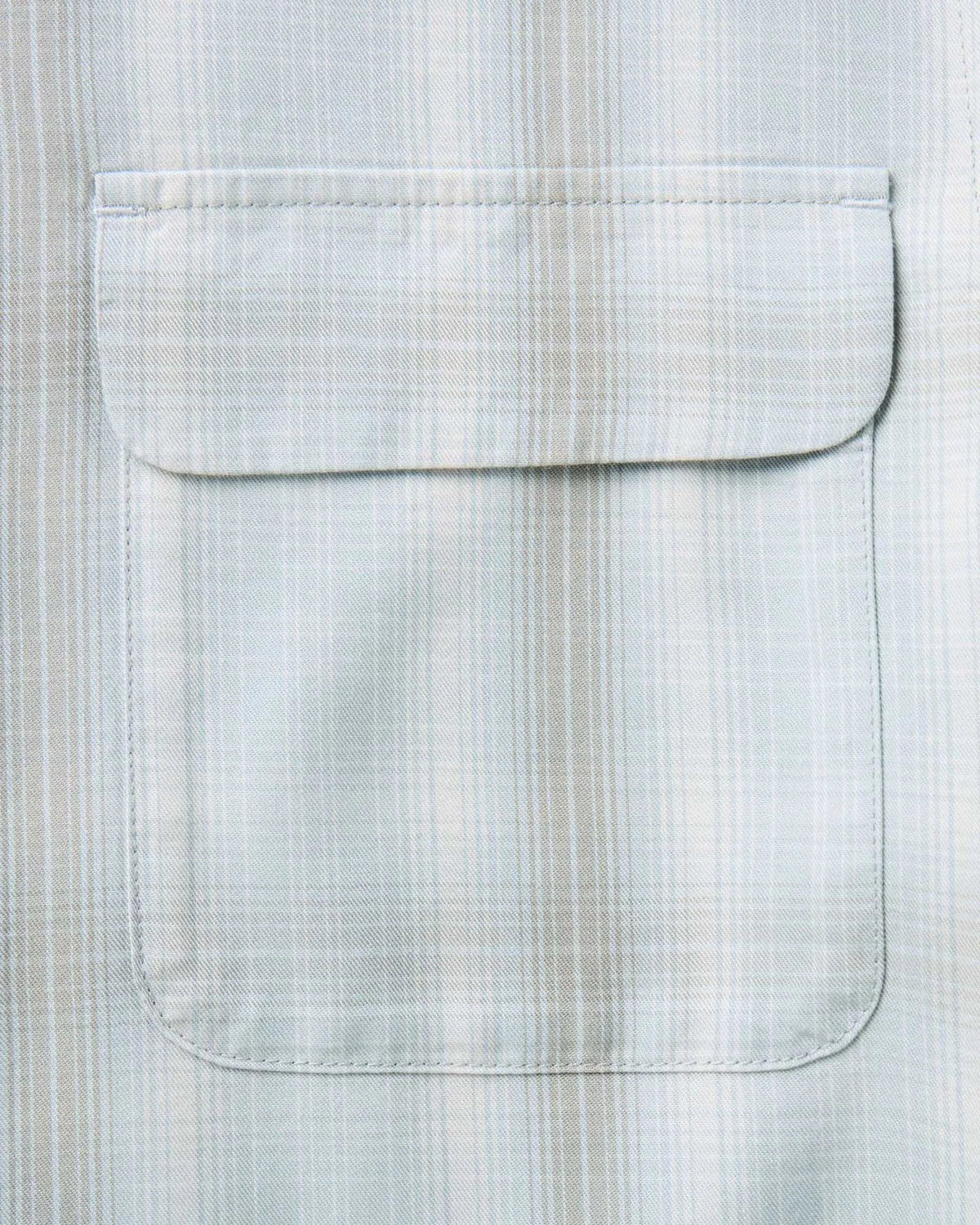 The Shore Shirt in Fog Check Lyocell