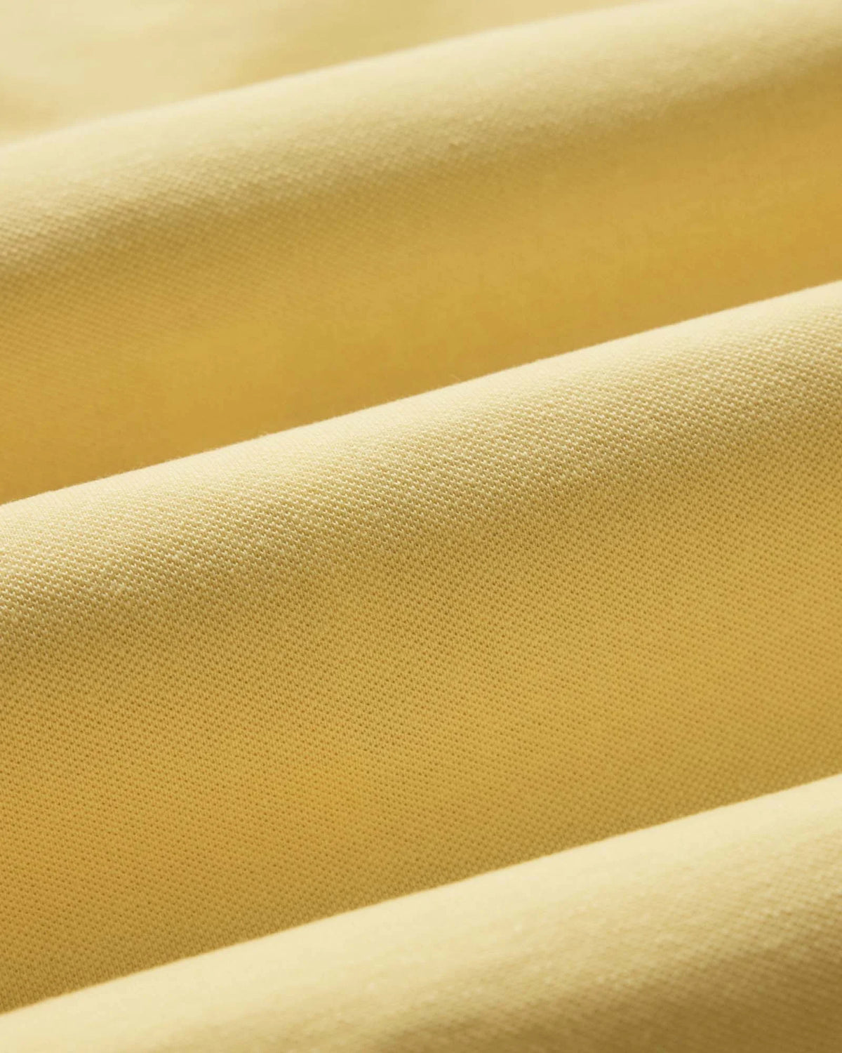 The Cotton Hemp Polo in Straw Pique