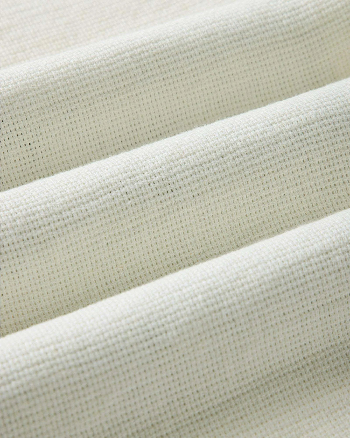 The Conrad Shirt in Vintage White Linen