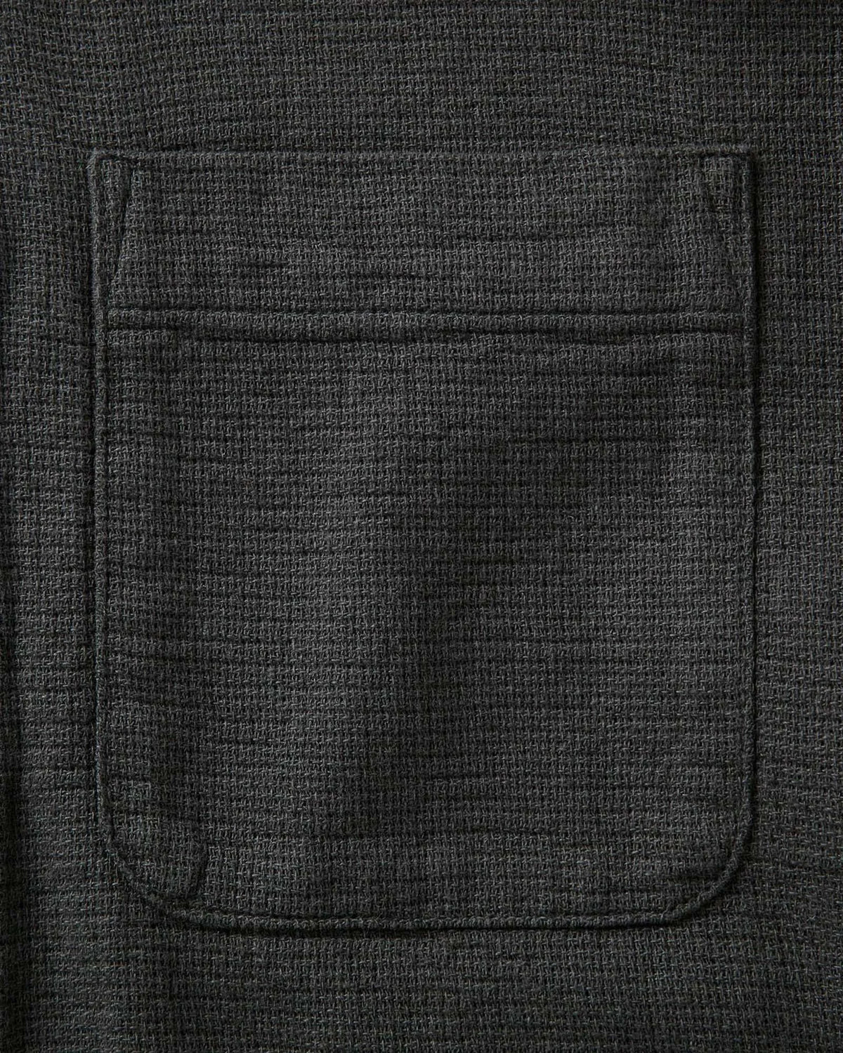 The Conrad Shirt in Faded Black Linen
