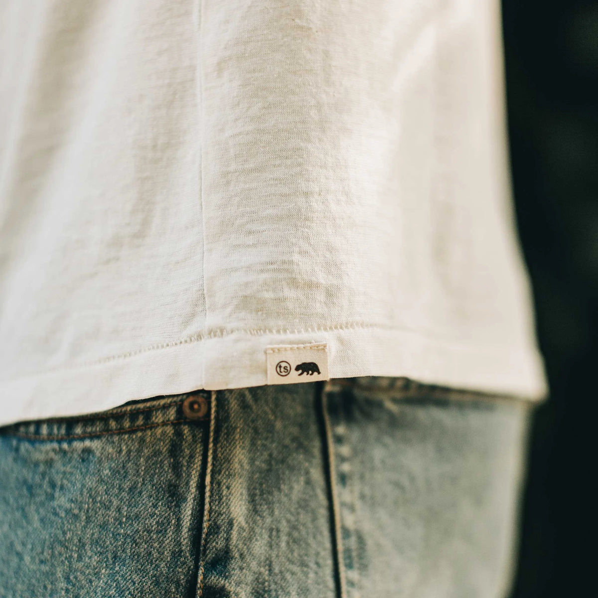 The Cotton Hemp Tee in Natural