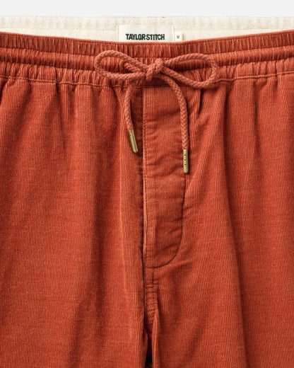 The Apres Short in Heather Chili Pincord