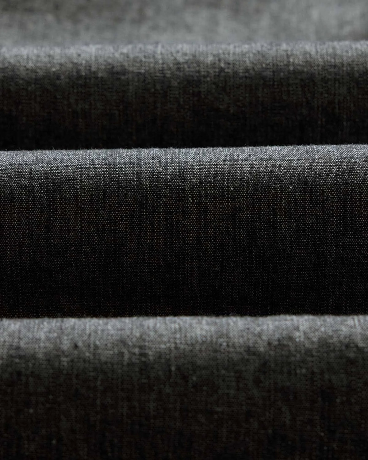 The Easy Pant in Black Indigo Chambray