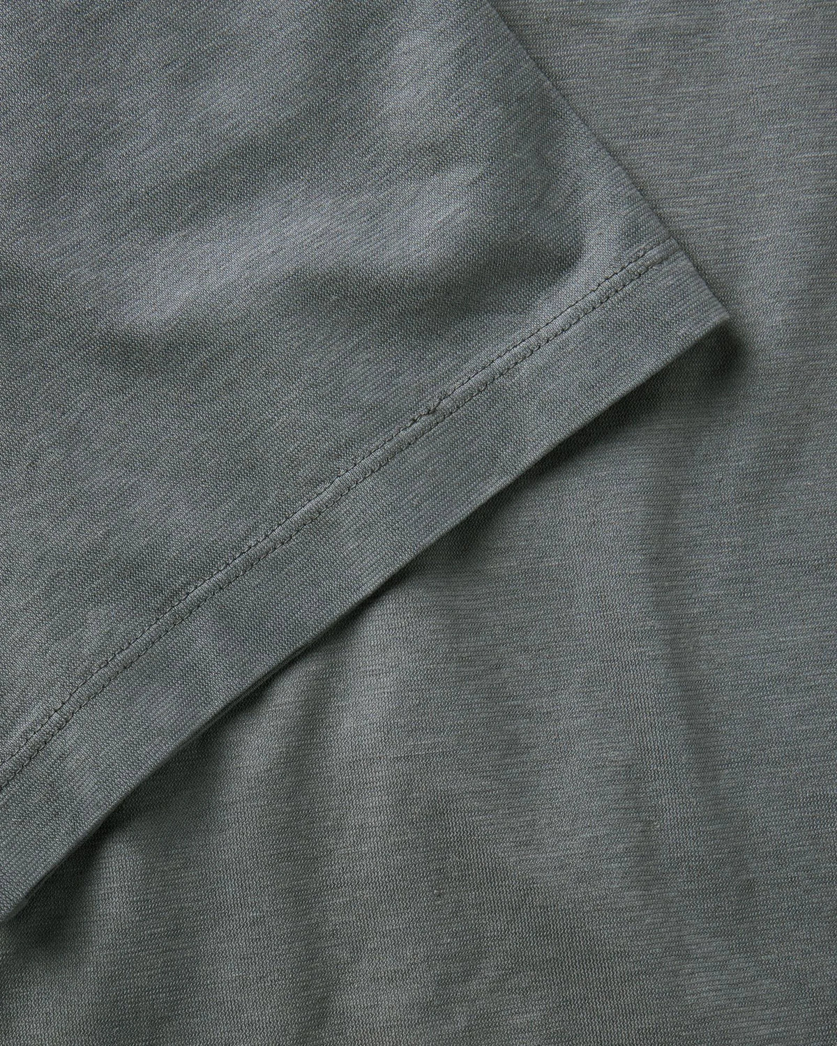 The Cotton Hemp Polo in Faded Black
